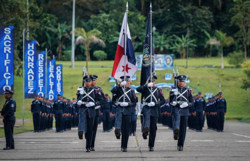 Se gradúan 658 nuevos agentes de la Policía Nacional