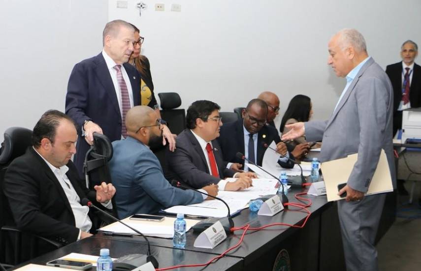 Aprueban en primer debate beneficio fiscal para viviendas nuevas de hasta $120 mil
