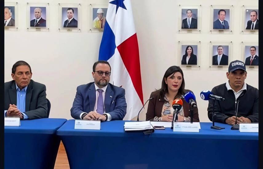 ML | Representantes en la mesa de salario mínimo.