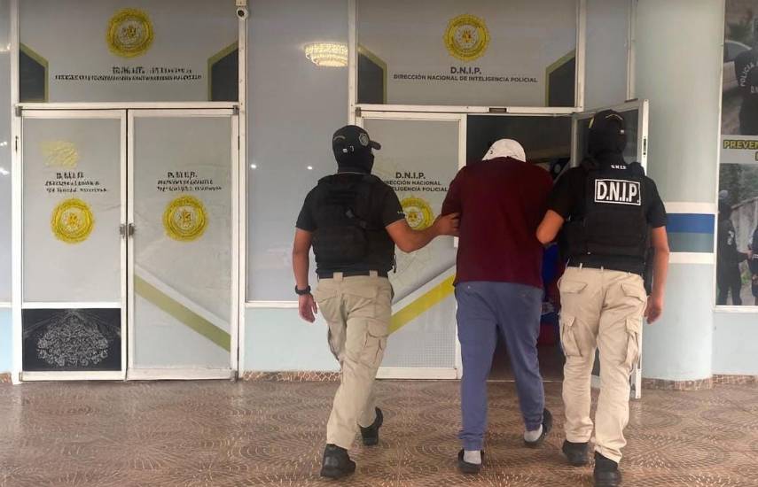 Red de diplomas falsos operaba en siete provincias