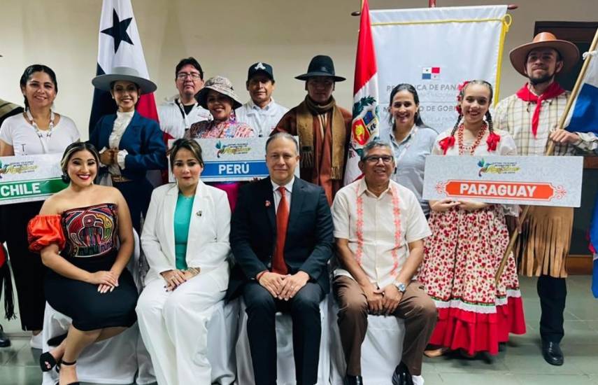 Llegan delegaciones internacionales para participar del Festival del Almojábano con Queso