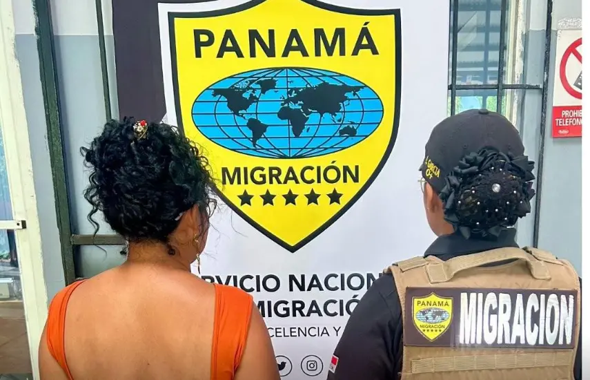 Mujer nicaragüense intenta sobornar a agentes migratorios en Bocas del Toro
