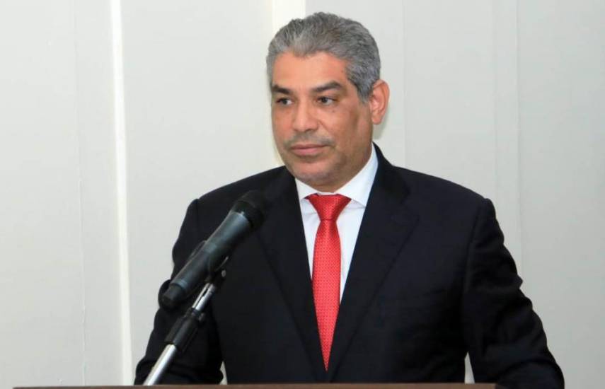 ML | Luis Francisco Sucre, ministro de Salud.