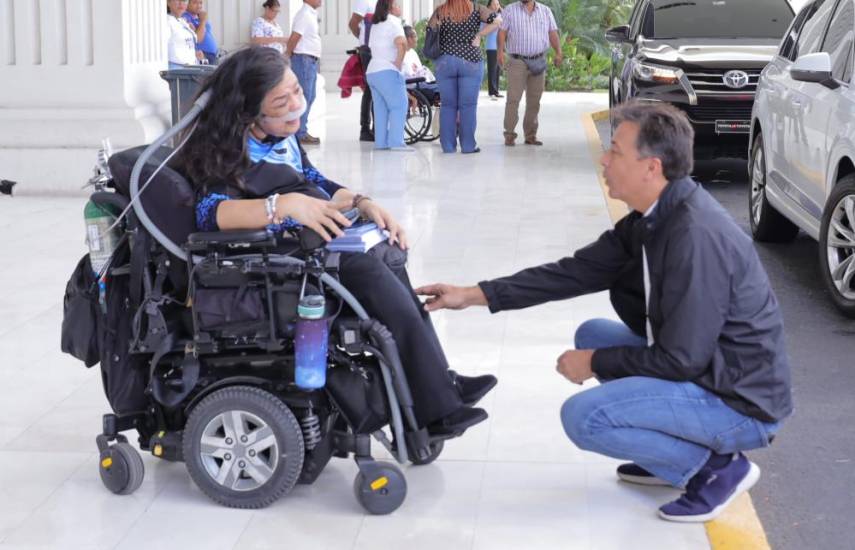 Melitón Arrocha presenta plan para mejorar la inclusión de personas con discapacidad