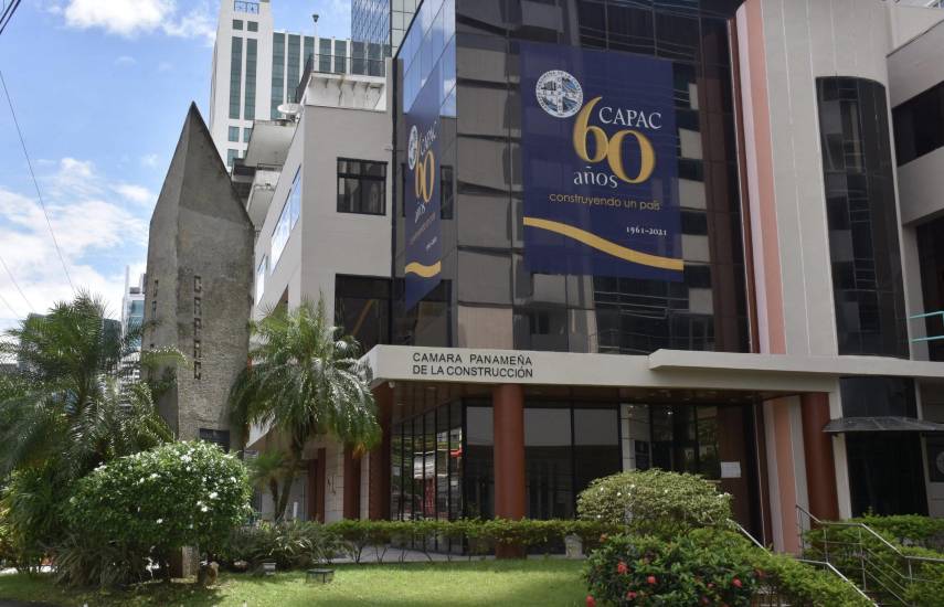 Capac firma convenio con un grupo de siete sindicatos