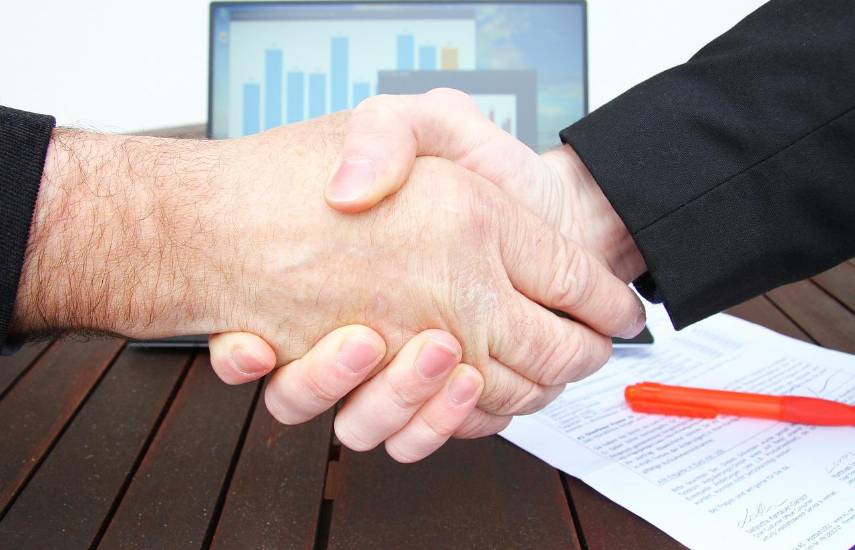 “Infraestructura y logística para reactivar el empleo formal”