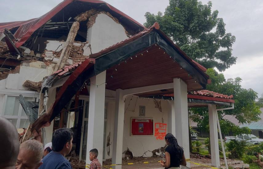 Sismo deja daños en iglesias y templos de varias provincias del país