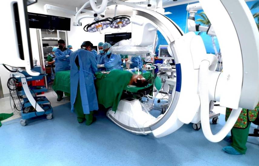 Ciudad de la Salud cuenta con métodos menos invasivos en cirugías