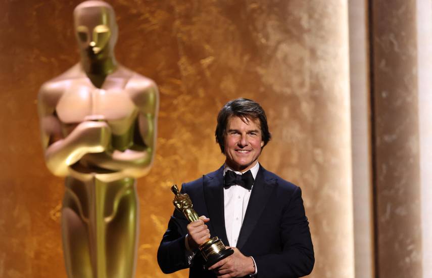 Tom Cruise recibe Óscar honorario por su trayectoria