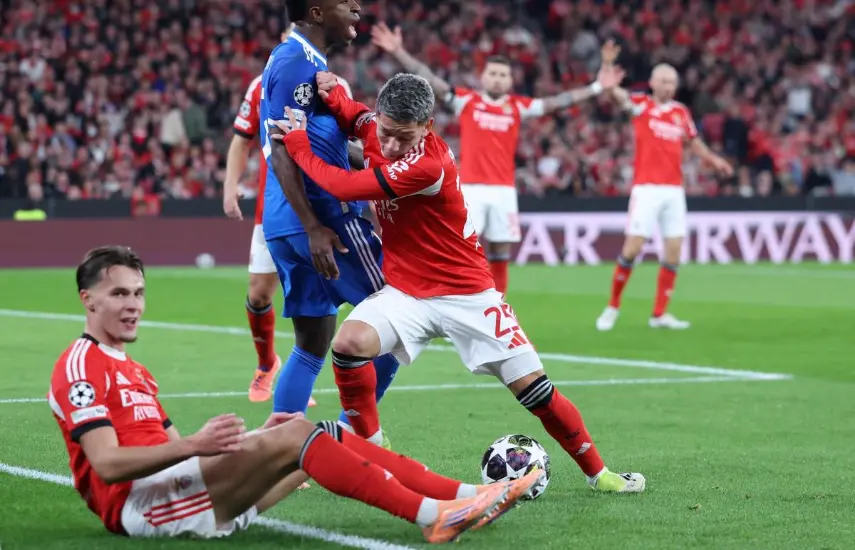 El racismo ensucia el fútbol tras queja de Vinícius Júnior