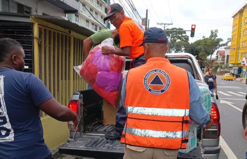 Gobierno brinda apoyo a 38 familias afectadas por incendio en Calidonia