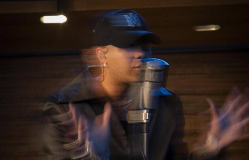 Boza reinterpreta cinco canciones clave de su catálogo en “Boza Acústicos”