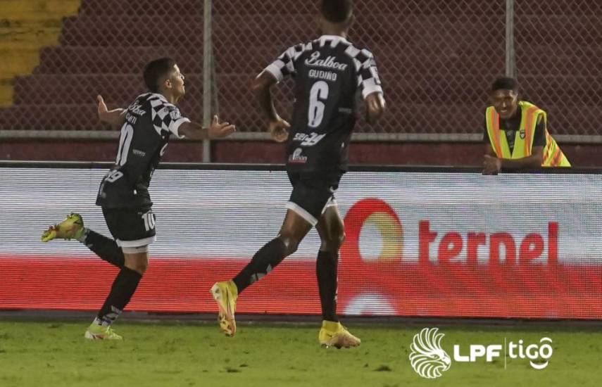 Tauro vence al CD Plaza Amador en el clásico nacional