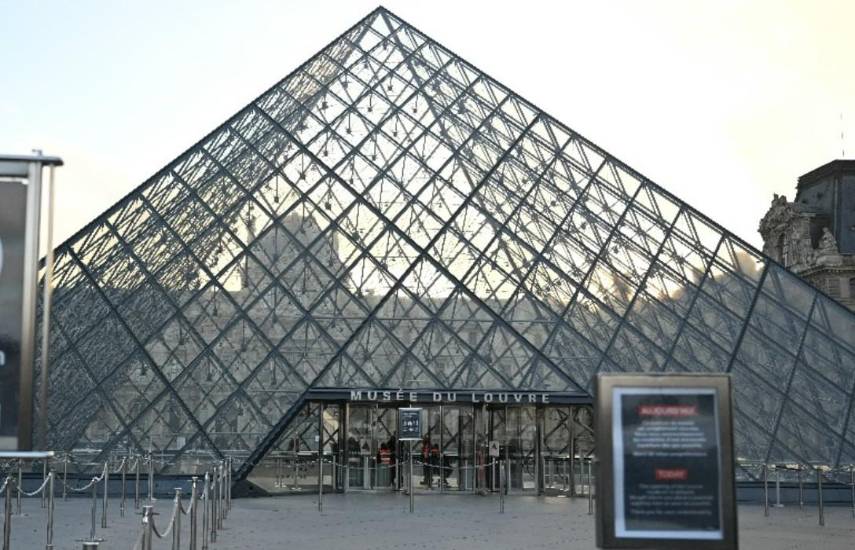 El museo del Louvre está “al límite”, advierte su nuevo responsable