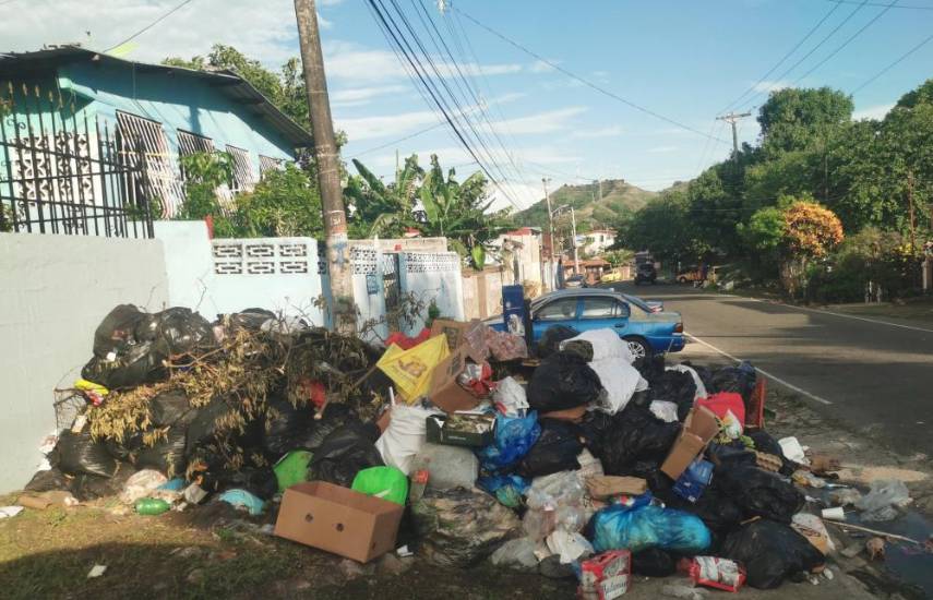 Revisalud reactiva la recolección de la basura en San Miguelito