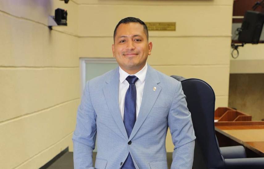 Reportan ataque a tiros contra el exdiputado Pedro Torres en Colón