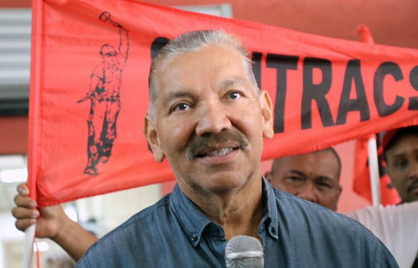 Genaro López pasa de casa por cárcel a reporte semanal