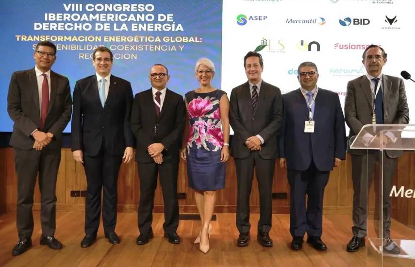 Secretario de Energía defiende reforma eléctrica