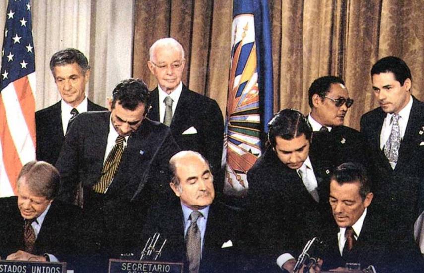 Panamá conmemora 49 años de los Tratados Torrijos-Carter