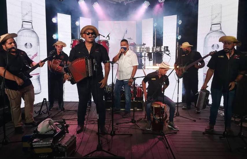 Germán Ruiz y El Juncal arrasan en las redes