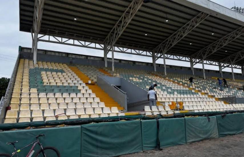 La liga de béisbol de Bocas del Toro informa avances en los arreglos del Estadio Calvin Byron