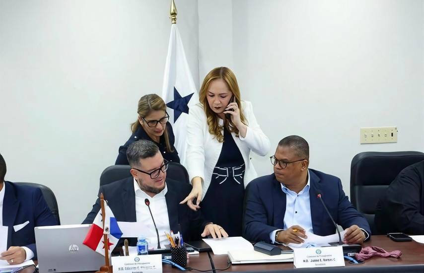 De comisión a tribunal, crece la confrontación en Presupuesto
