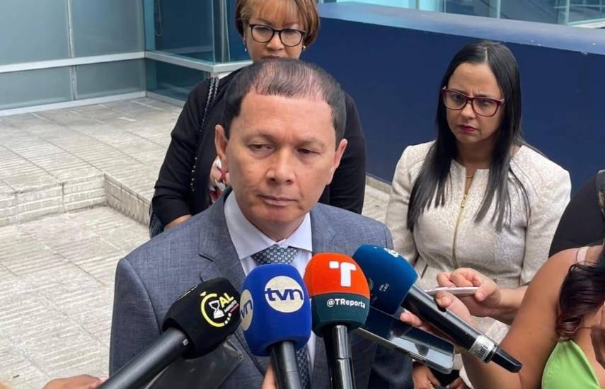 Meduca entrega pruebas a la Fiscalía Anticorrupción sobre contrato del internet escolar