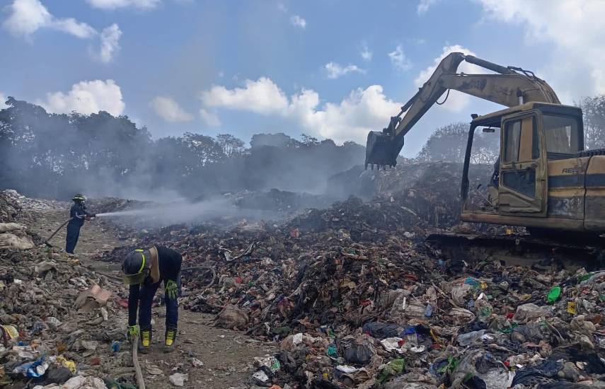 Un incendio en San Bartolo afecta a varias comunidades