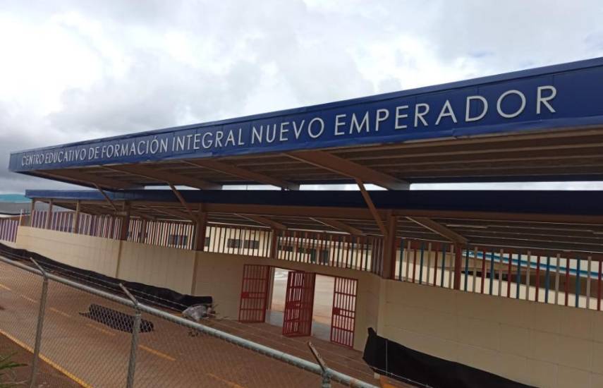 Proceso de preinscripción para escuela Nuevo Emperador inicia el 17 de enero