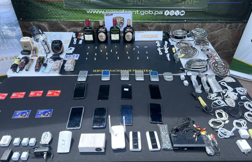 Senafront incauta presunta droga, celulares y equipos electrónicos cerca de La Joyita