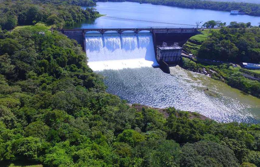 La ACP cerró el muelle de Gamboa por seguridad ante vertidos controlados