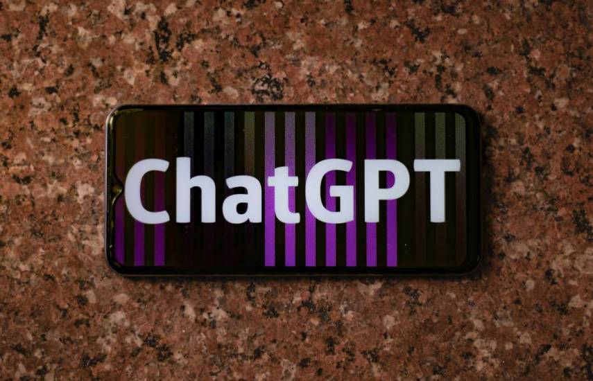 Descubren que es posible acceder a chats cifrados de ChatGPT-4
