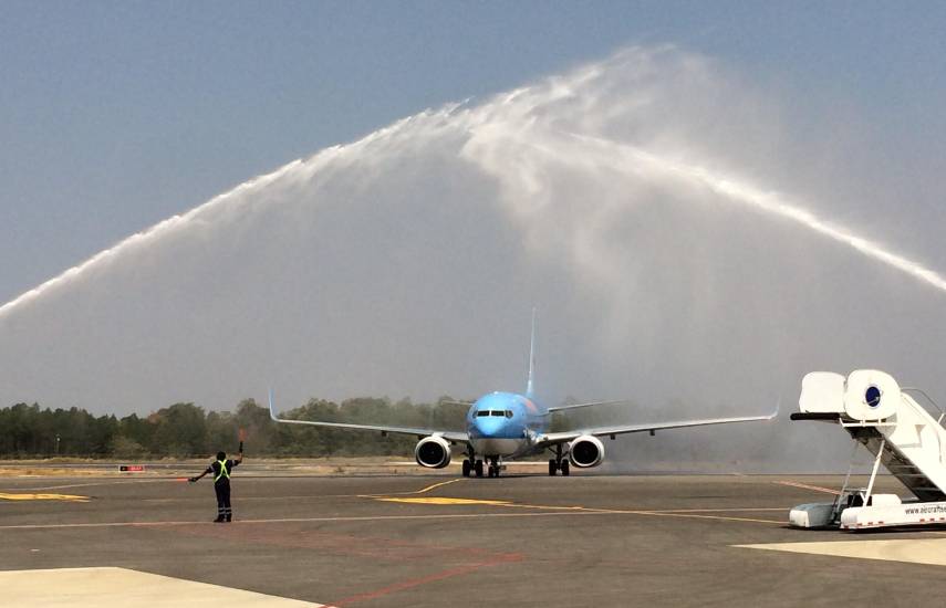 Panamá anuncia nueva ruta aérea directa entre Quito y Río Hato