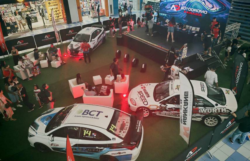 Autódromo se acerca a sus fans