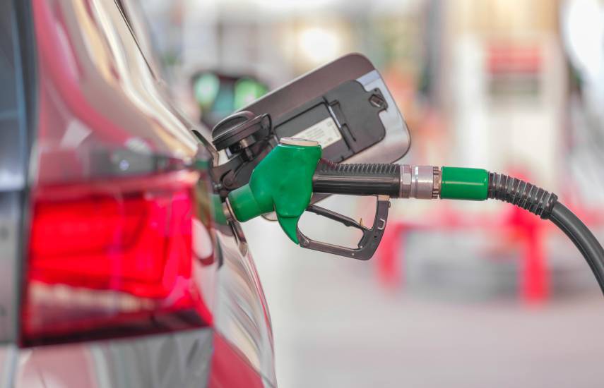 Combustibles registrarán aumento de hasta 4.5 centavos por litro desde este viernes 14 de noviembre