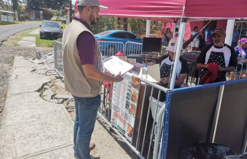 EDITORIAL : La venta de comida ambulante