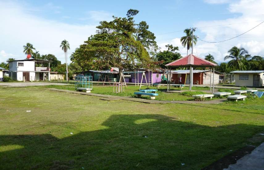 Alcaldía de Pinogana proyecta plan de obras viales y salud