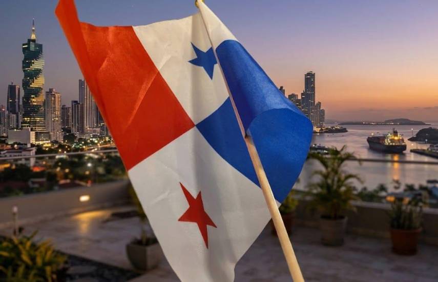 Noviembre mes de la patria istmeña