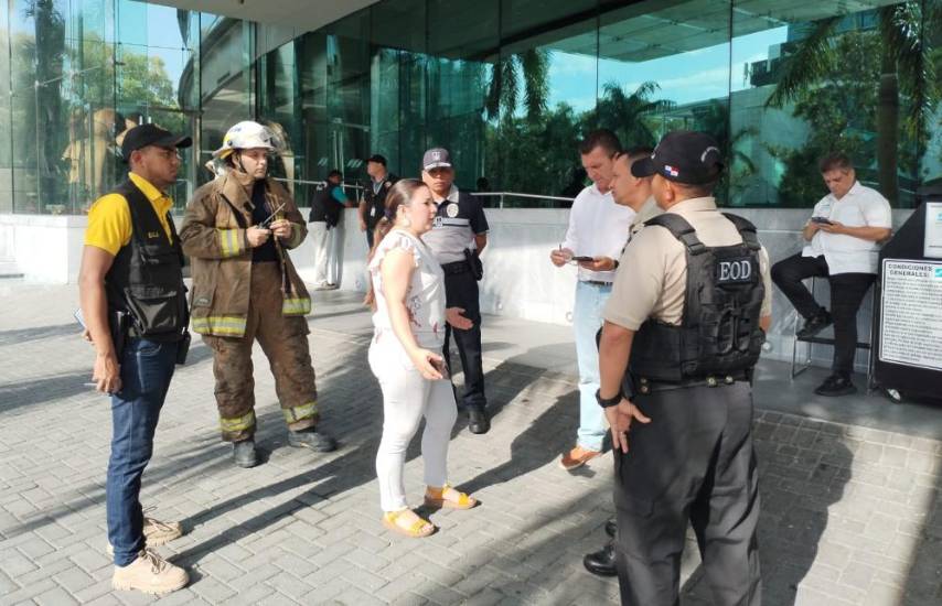 Investigan envíos de correos electrónicos a colegios con amenaza de bombas