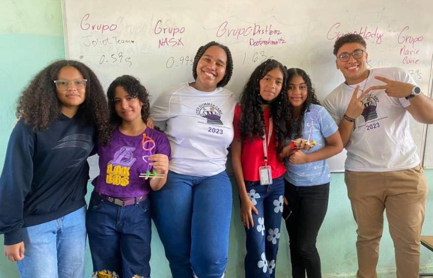 Participantes de los campamentos de verano STEM 2023 mostrarán sus proyectos científicos