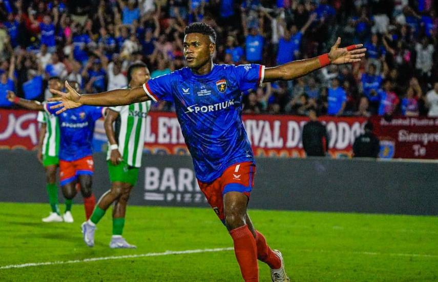 Plaza Amador: Bicampeón de la LPF