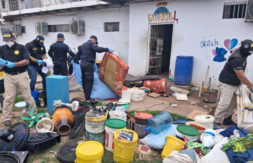 Decomisan 78 celulares y más de B/. 4 mil en requisa en cárcel de Penonomé