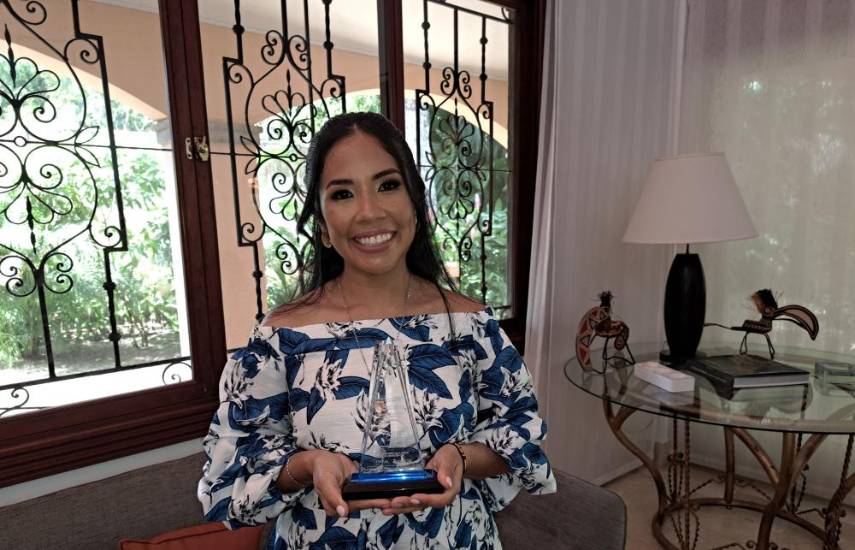 Panameña estudia la erosión en costas