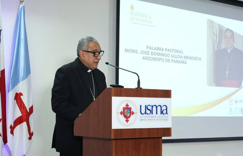 Ulloa llama a custodiar lo humano ante el avance de la Inteligencia Artificial