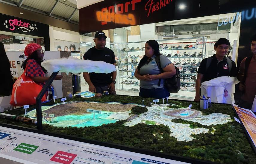 Stand de Cobre Panamá llega al Centro Comercial Megamall