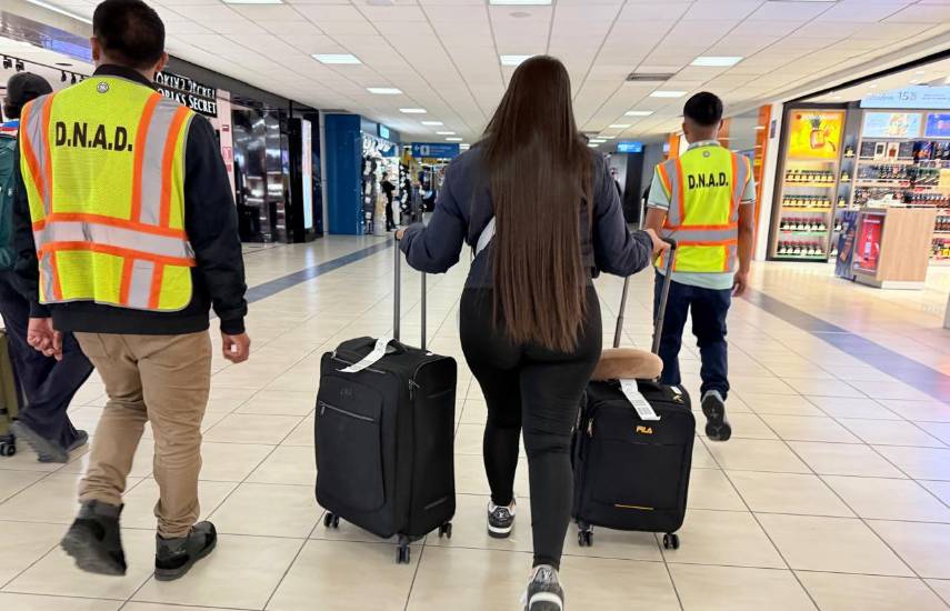 ML | Colombiana de 23 años capturada en el Aeropuerto Internacional de Tocumen.