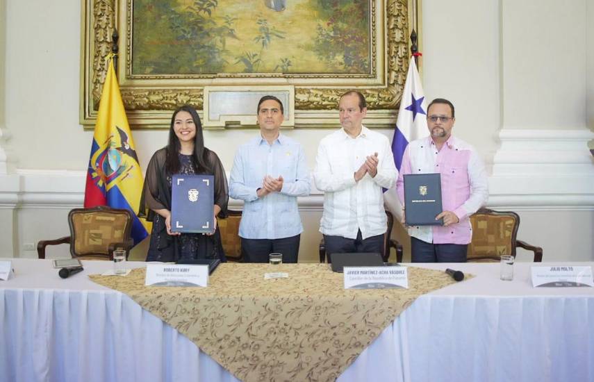 Panamá y Ecuador suscriben términos de referencia para negociar acuerdo de complementación económica