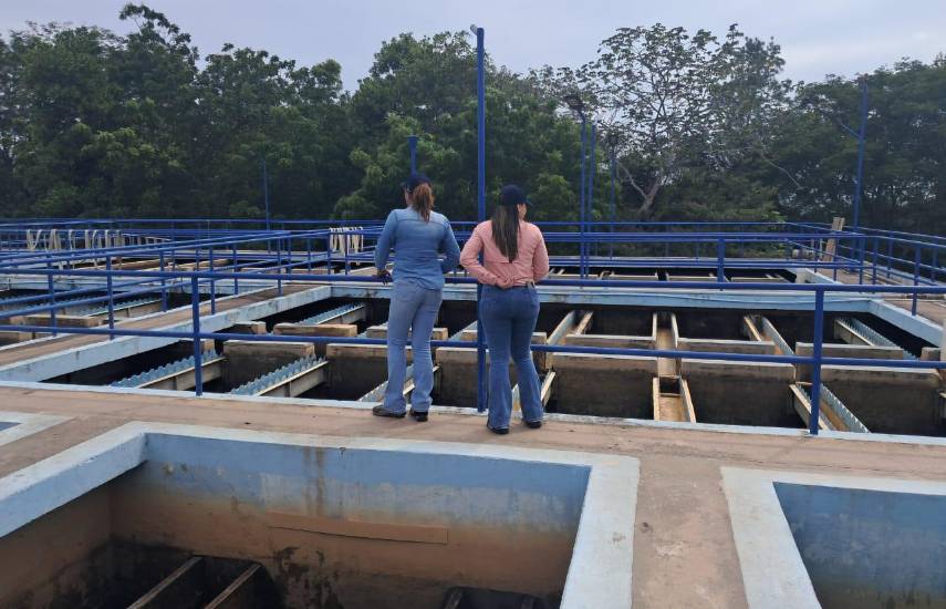 Minsa supervisa trabajos de desinfección del agua potable en Chitré