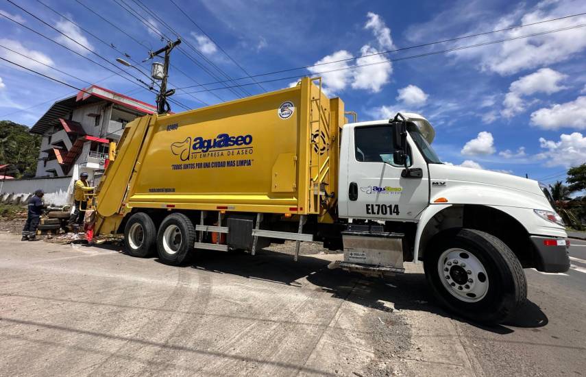 AguAseo propone flota 100% nueva para modernizar recolección de la residuos en Colón