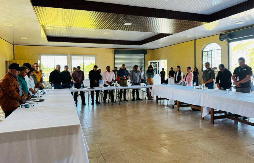 MiAmbiente pone en marcha plan para Paso Ancho